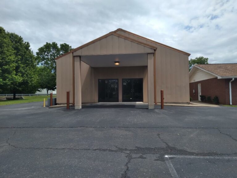 Church1 768x576